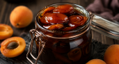Добавляю какао в арбикосовый джем: получается вкуснее, чем паста из магазина — густой, намазочный, шоколадный
