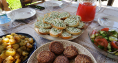 Пустой хлеб больше не ем: готовлю зеленую намазку из огурца — вкус лета на батоне