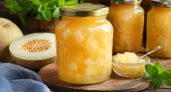 Когда пошли дыни, закатываю пару банок на зиму — вкуснее абрикосов и персиков, аромат до одури