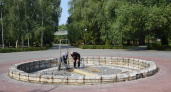 В курганском Городском саду им. А. Невского продолжается ремонт фонтата