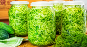 Бочковые огурцы больше не солю — этот рецепт затмил их вкус: огурцы в тертых огурцах с листьями смородины