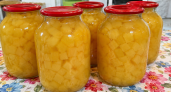 Когда пошли дыни, закрываю пару банок на зиму — вкуснее абрикосов и персиков, аромат до одури