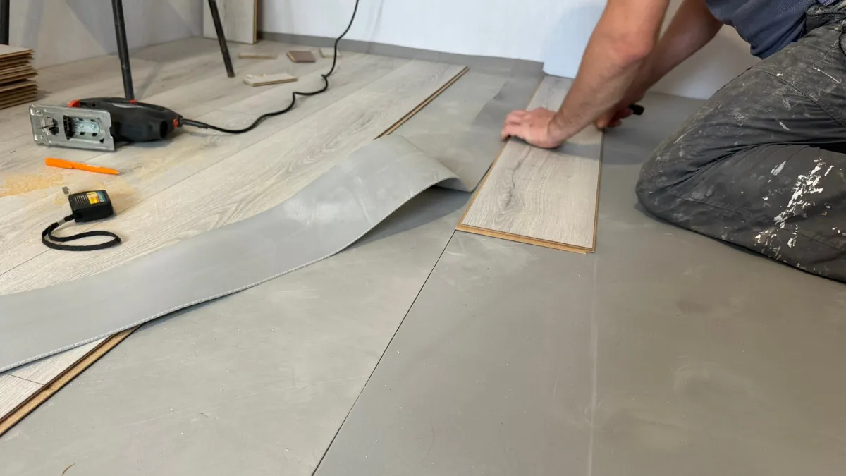 От цен на OSB больше не плачу: нашел материал, который и стоит дешевле, и крепче по свойствам