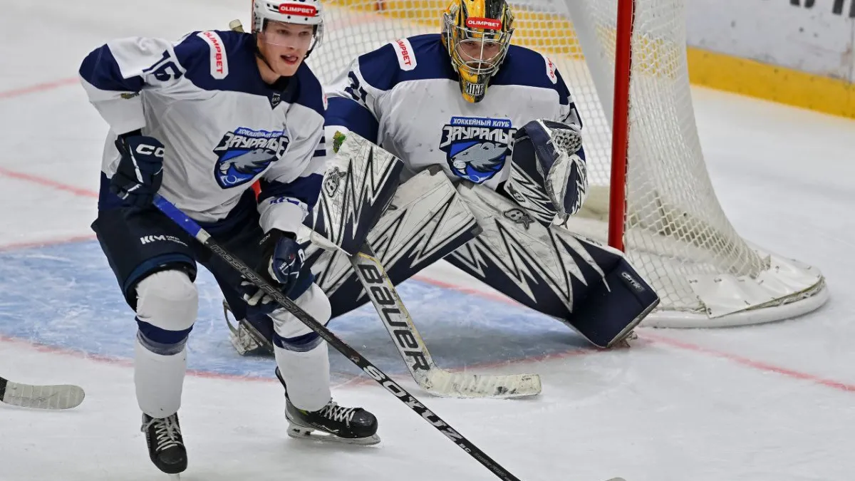 Шансы на плей-офф улетели: «Зауралье» всухую проиграло «Омским крыльям»