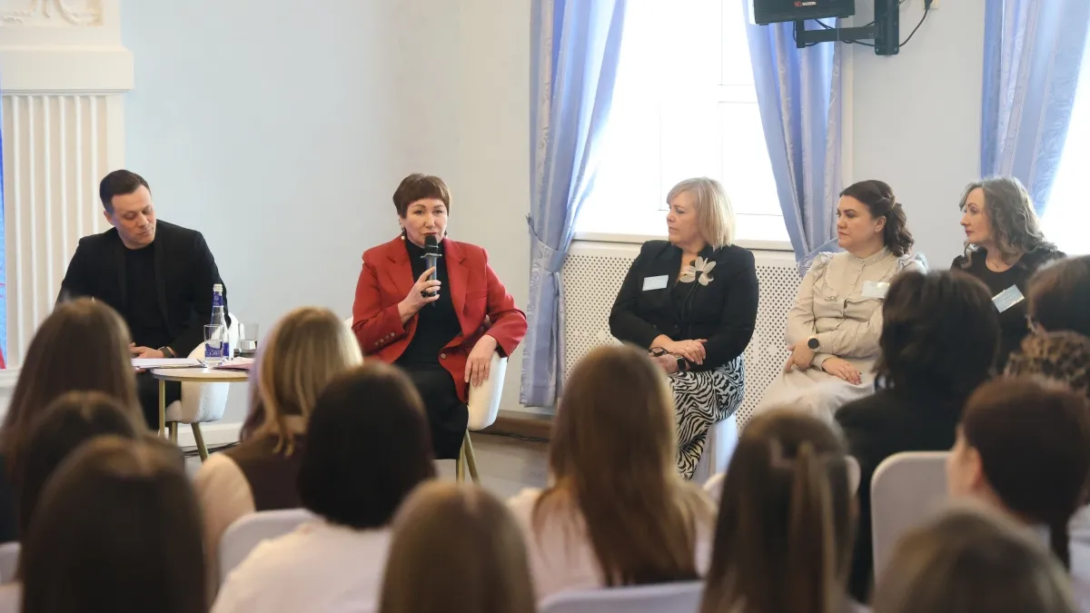 Зов души и профессия: в Кургане представили проект для женщин, служащих людям