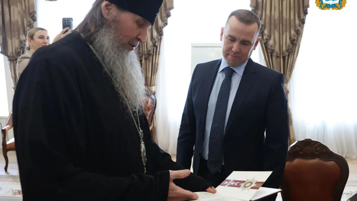 Патриарх Кирилл наградил губернатора Курганской области орденом к юбилею