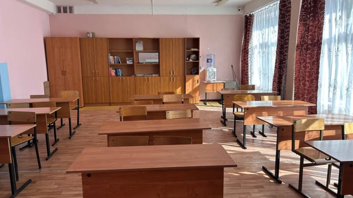 В школе №22 Кургана разгорелся скандал из-за видеокамеры в женском туалете