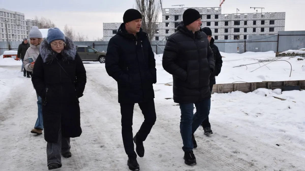 Рабочий объезд мэра: контроль за уборкой и визит на объекты Заозерного