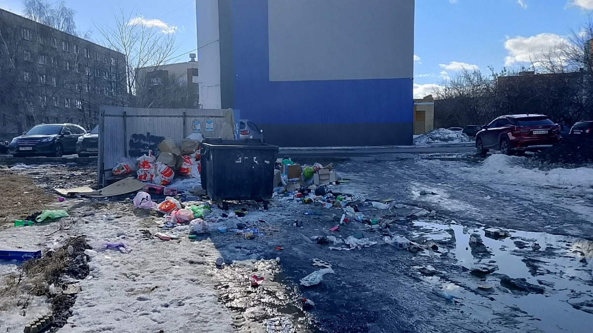 На ужасную вонь и канализационные ручьи жалуются жители Кургана