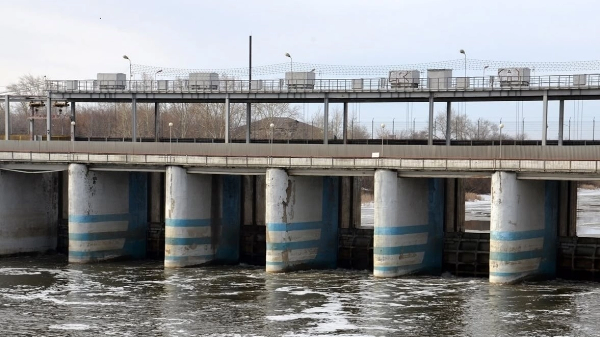 В Кургане плотину на Ленина проверили на готовность к паводку