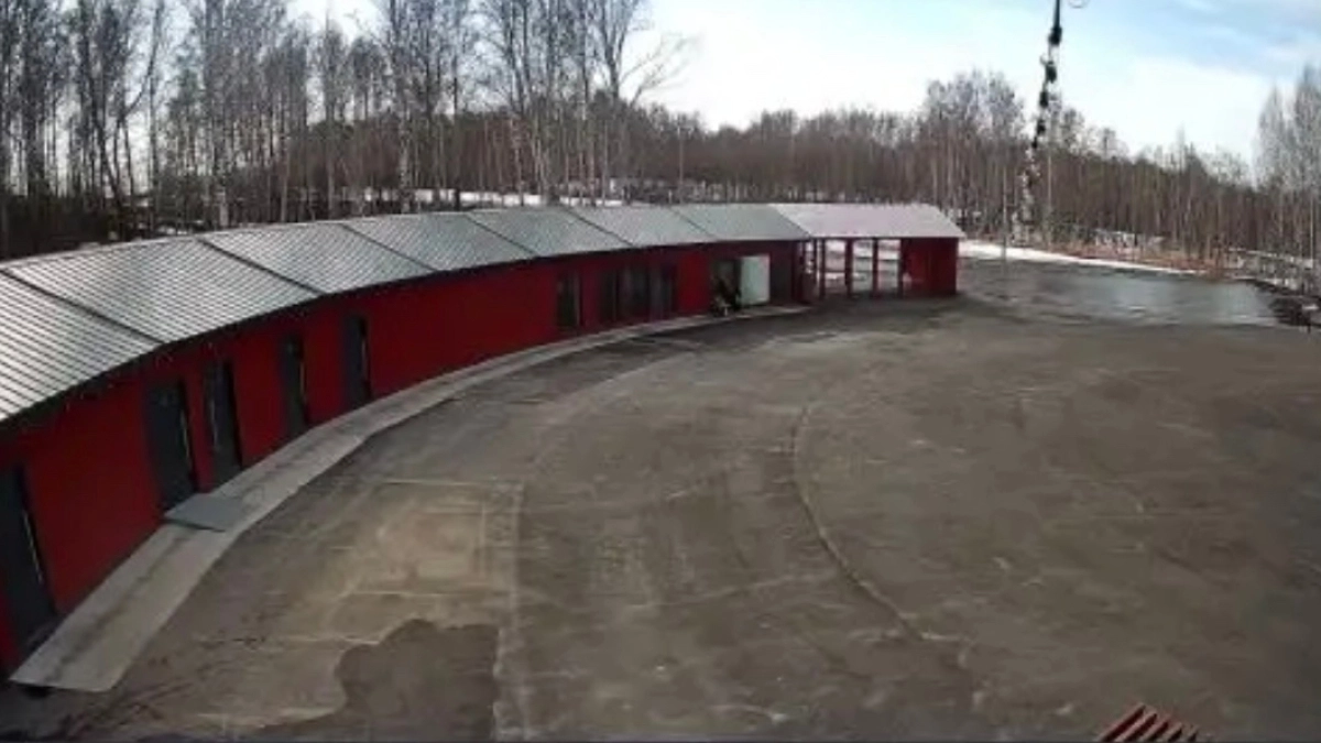 Власти Шадринска призвали горожан не беспокоиться по поводу лыжной базы, к которой подступает вода