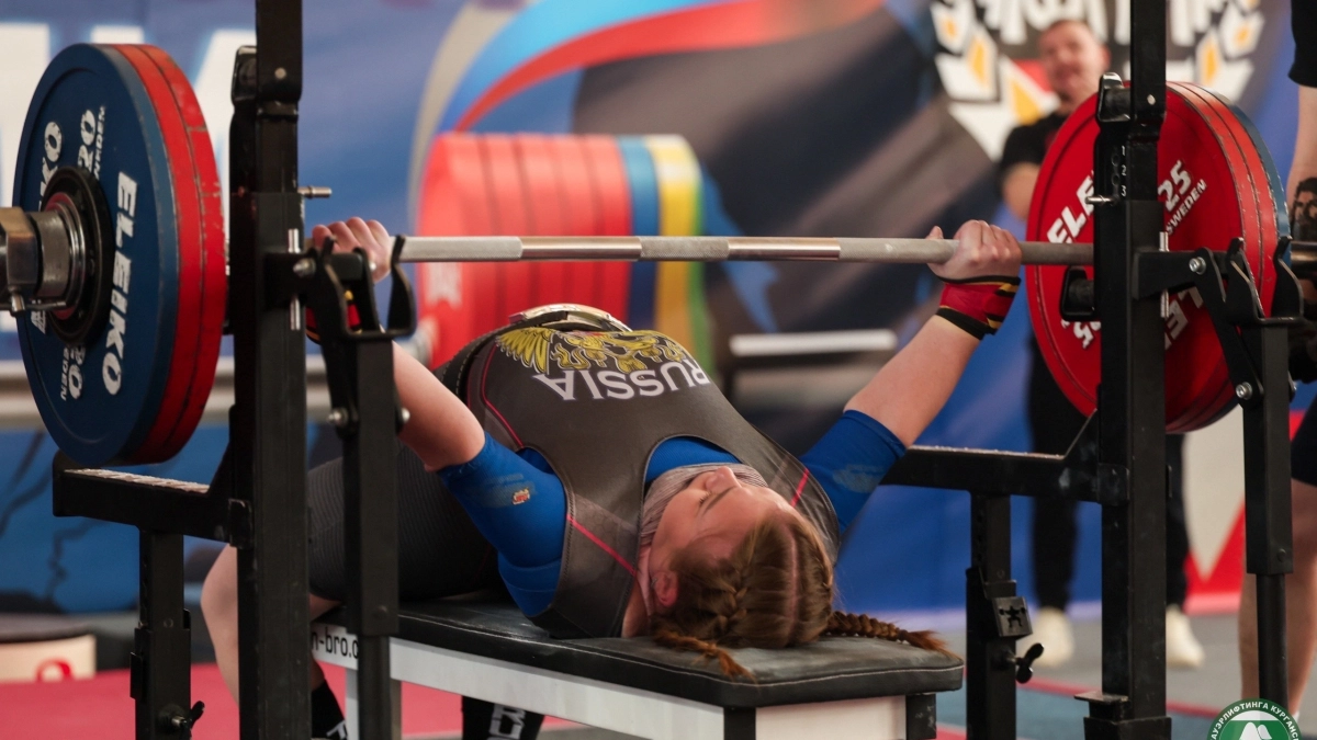 Курганские спортсменки стали лучшими на чемпионате России по жиму