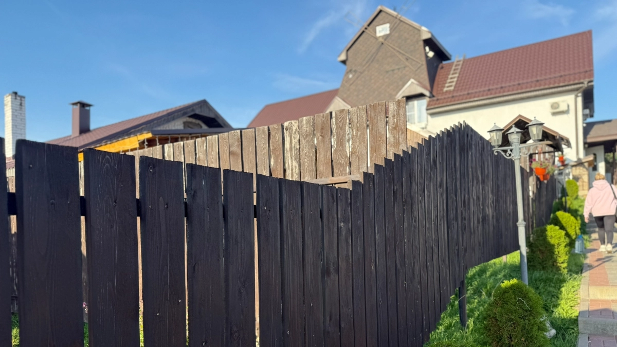 В Кургане взялись за самовольные постройки: в Заозёрном снесут два забора