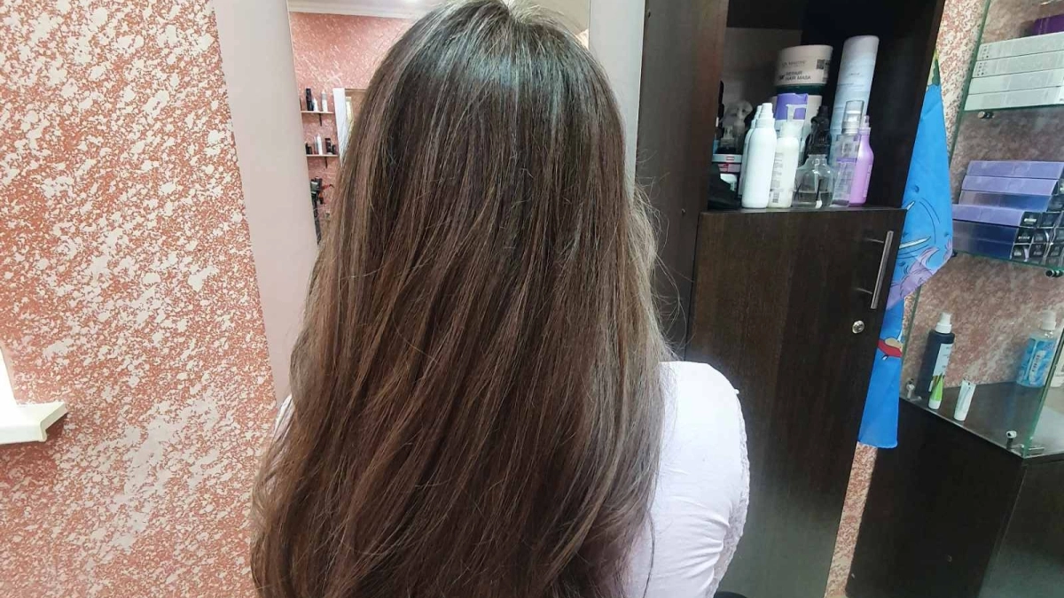 + 10 лет: эти оттенки волос старят и "съедают" лицо: как нельзя краситься после 50