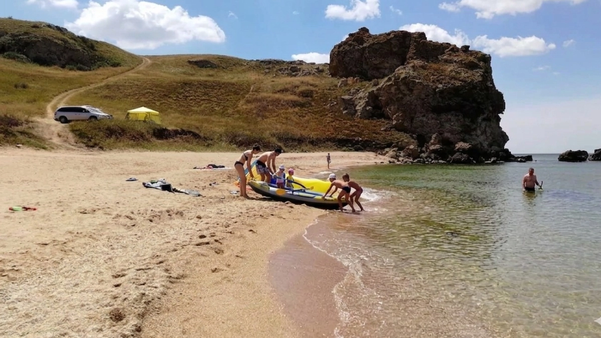 Как на Мальдивах, только дешевле: 7 российских пляжей-конкурентов на лето - белоснежный песок, лазурное море и сервис там "королевский"