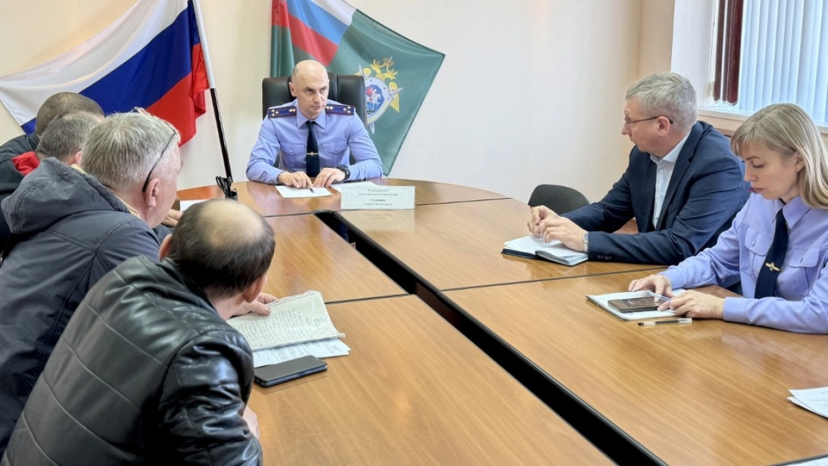 Сергей Степанов провел личный прием граждан по вопросам невыплаты заработной платы