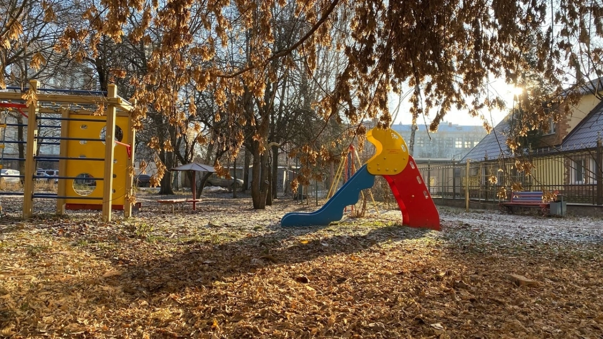 В Шумихинском районе ребенку, пострадавшему на детской площадке, выплатили компенсацию