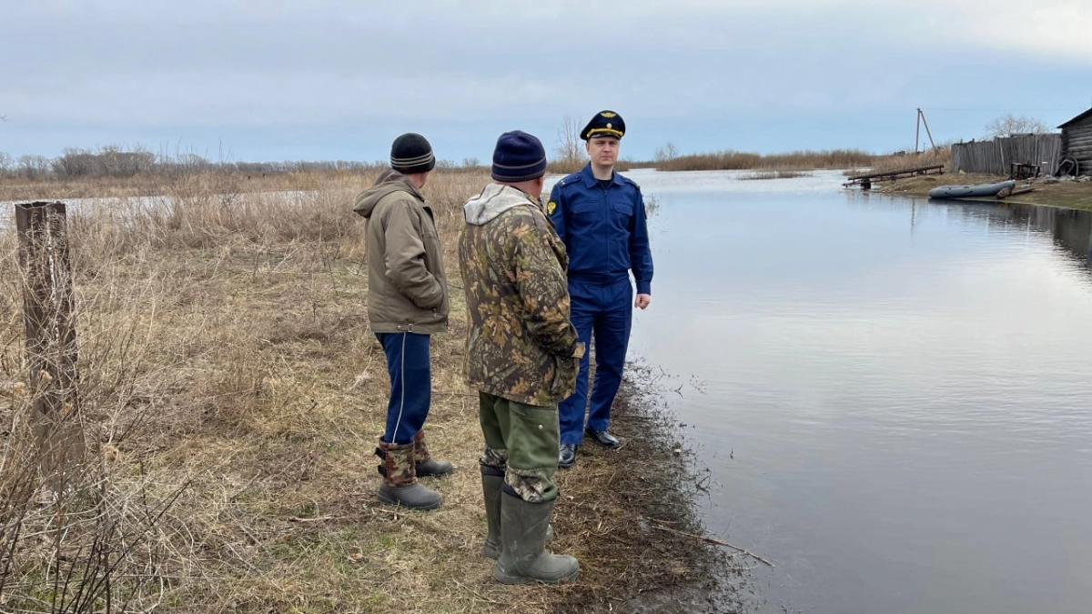 В Звериноголовском районе прокурор осмотрел сёла с наиболее высоким риском подтопления