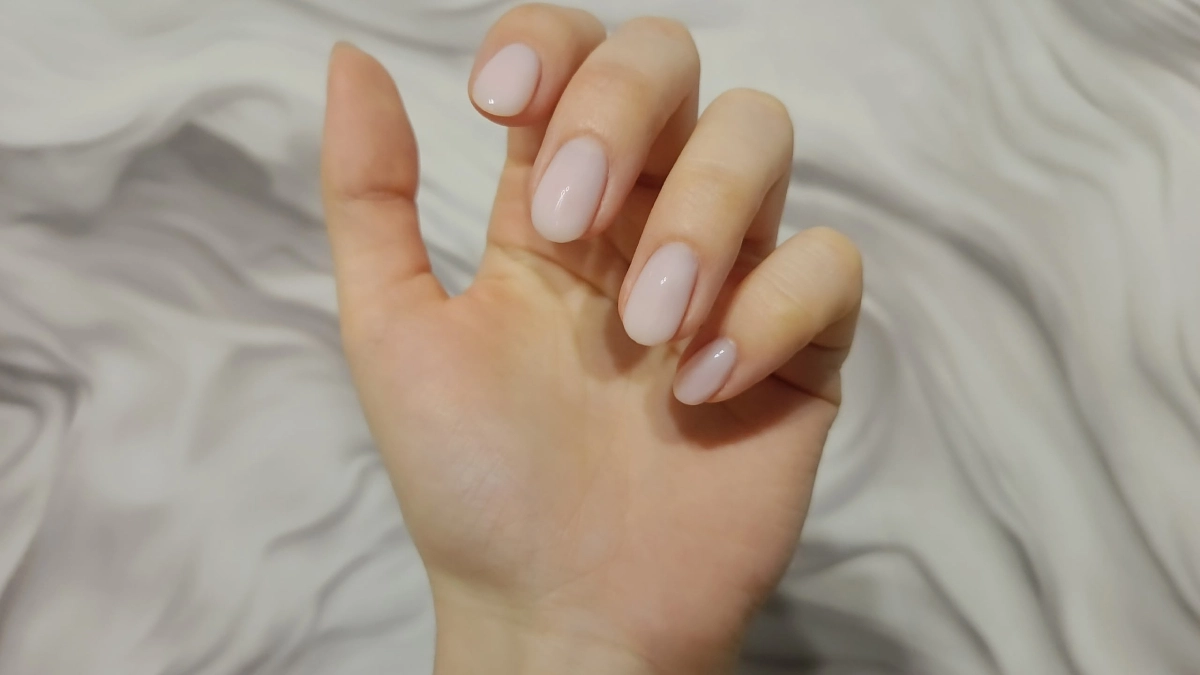 Гель-лак уходит в прошлое: почему россиянки массово переходят на новый японский тренд