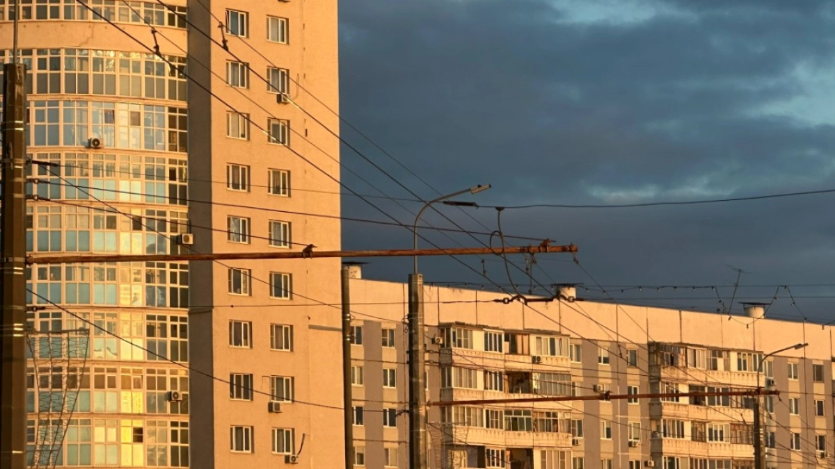 В Кургане прокуратура организовала проверку после падения ребенка из окна 10-этажного дома