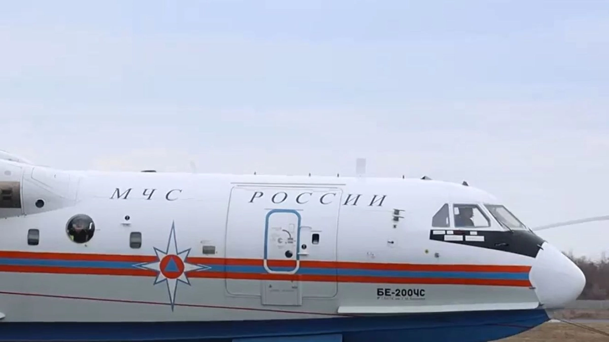  Бе-200 и Ми-8 прибыли в Курган для борьбы с лесными пожарами