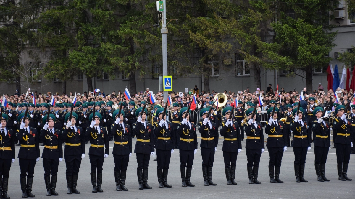 В центре Кургана ограничат движение из-за репетиций ко Дню Победы