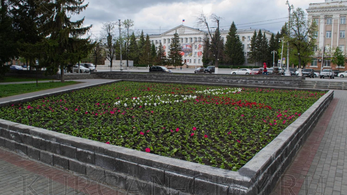 В курганском горсаду отремонтируют фонтан и дорожки