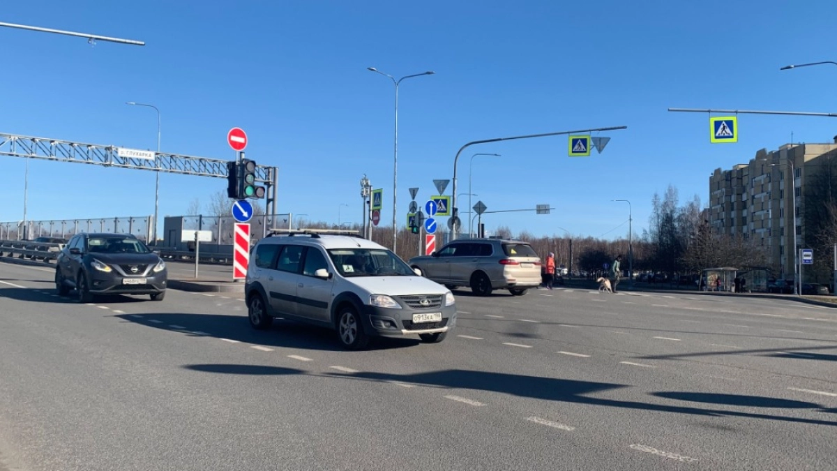 В Кургане из-за коммунальной аварии была временно сужена проезжая часть на ул. Гоголя