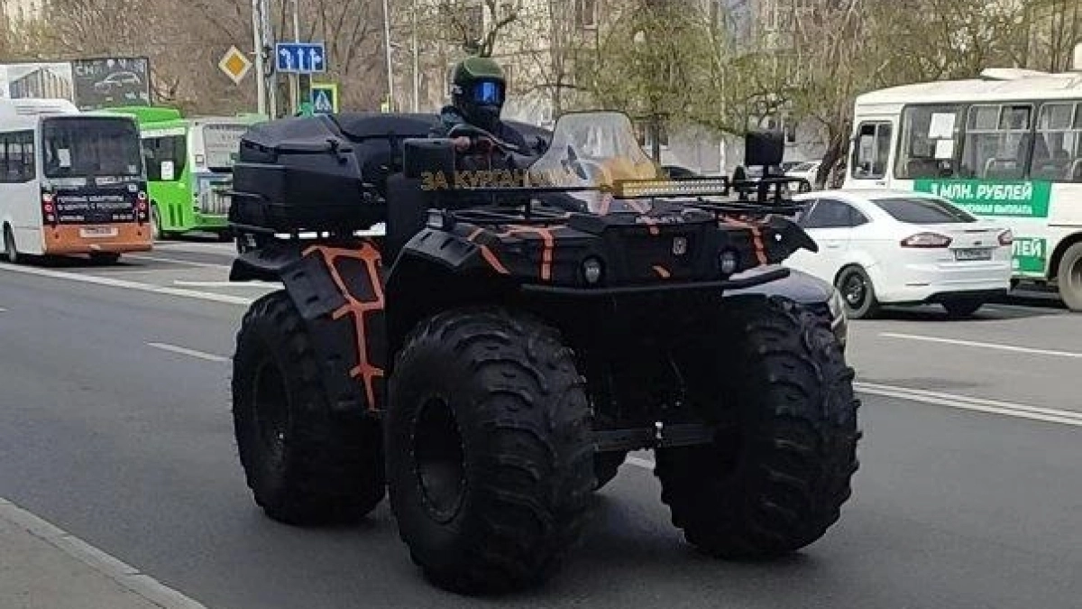 "Терминатора на колёсах" заметили на дорогах Кургана