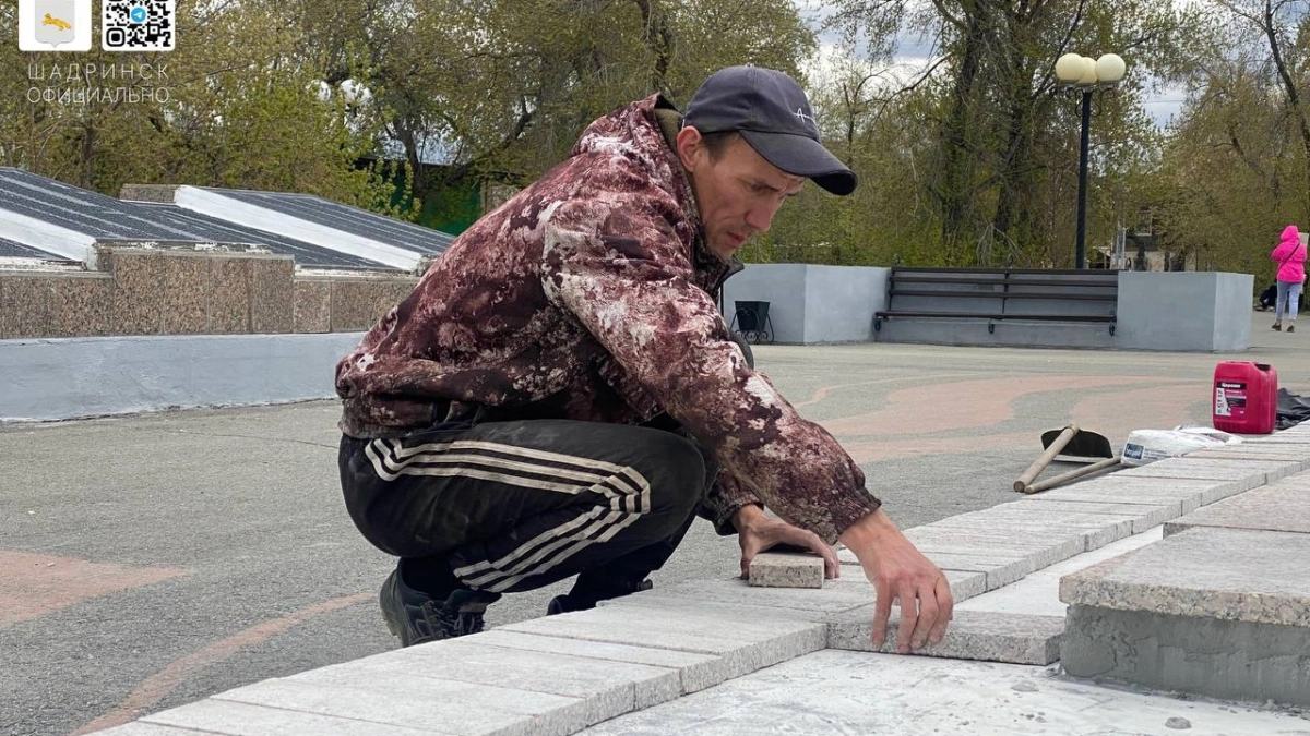 В Шадринске начали приводить в порядок памятники героям Великой Отечественной войны