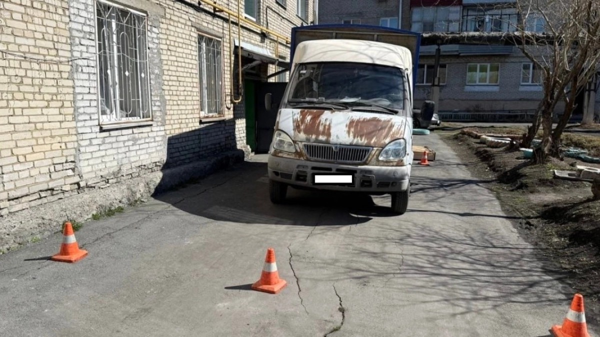 В р.п. Лебяжье разыскивают очевидцев ДТП, в котором погиб пешеход