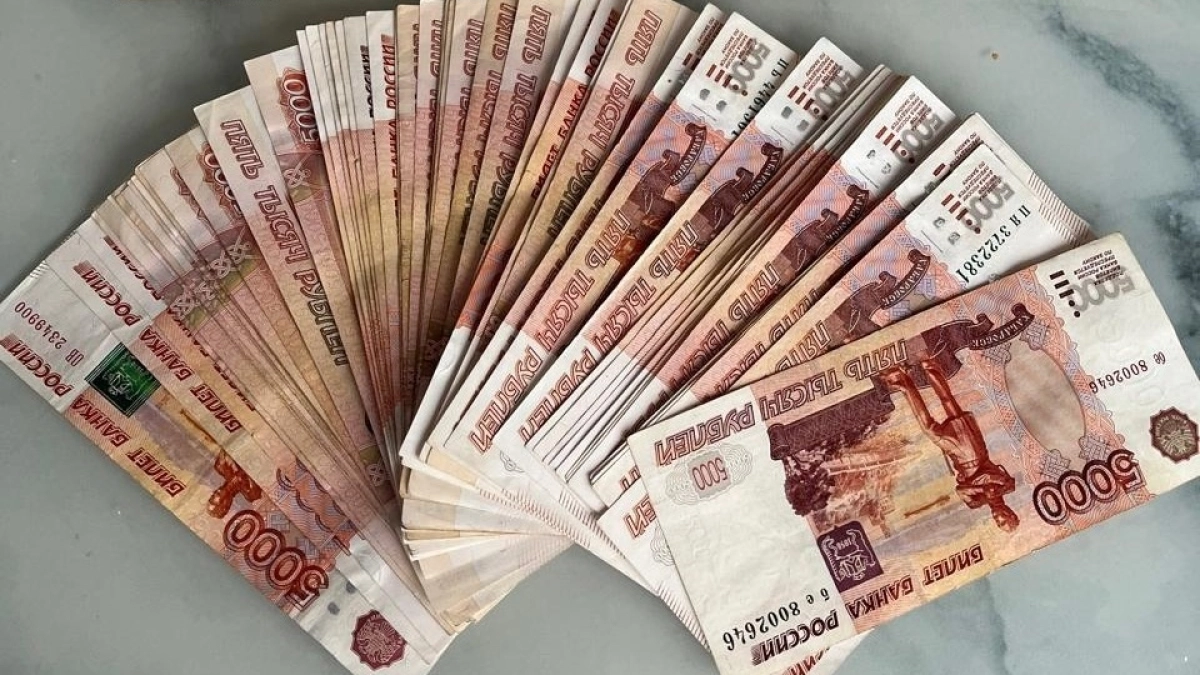 В Кургане пенсионерка, желая защитить свои накопления, отдала мошенникам около 5,5 млн рублей