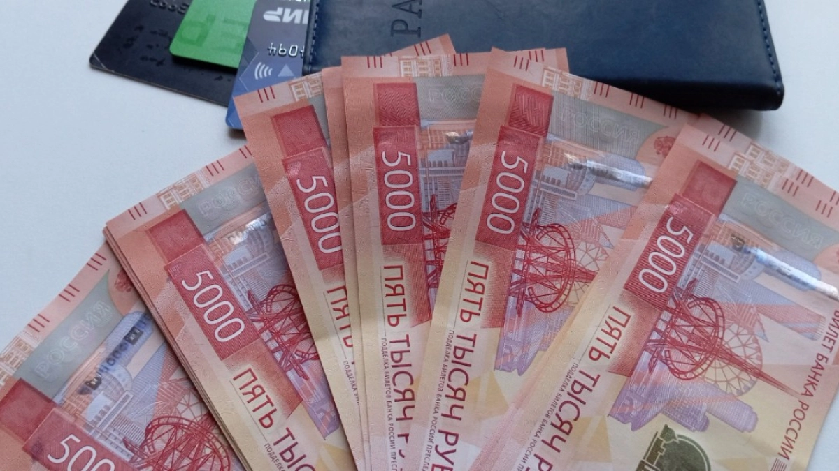 В Каргапольском районе прокуратура помогла работнику предприятия получить зарплату