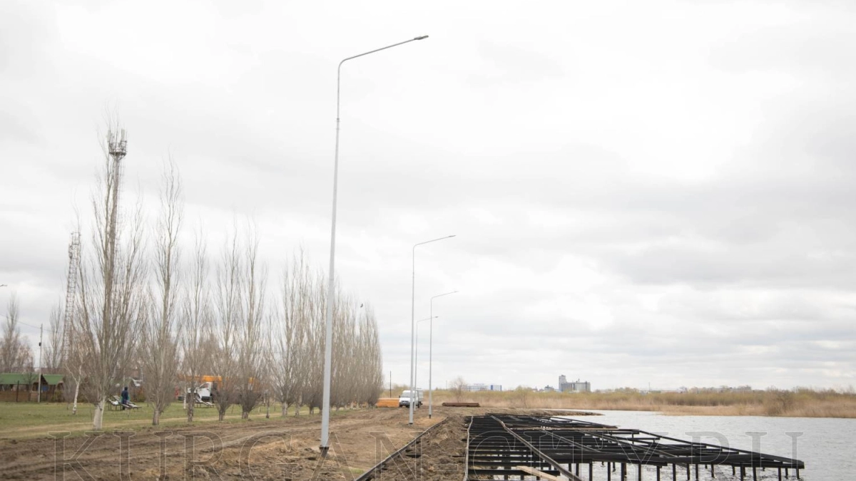 В Кургане продолжается спад уровня воды в Тоболе