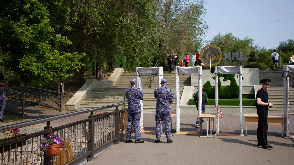 Курганские власти утвердили расширенный список запрещенных предметов на 9 Мая