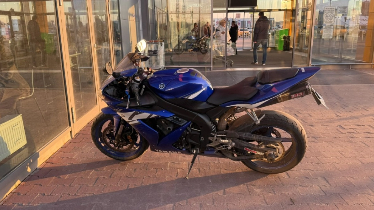 В Кургане полицейские задержали молодого человека, угнавшего мотоцикл