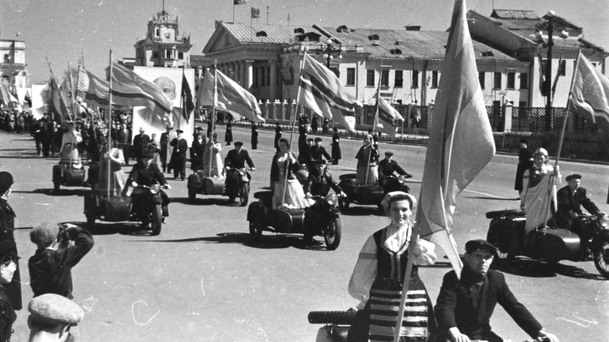 Как жители Кургана отмечали Первомай в 60-е годы 