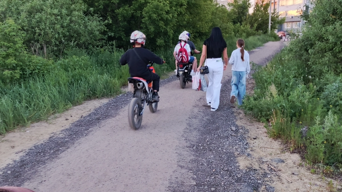 В Курганской области поездка на питбайке закончилась для детей многочисленными травмами