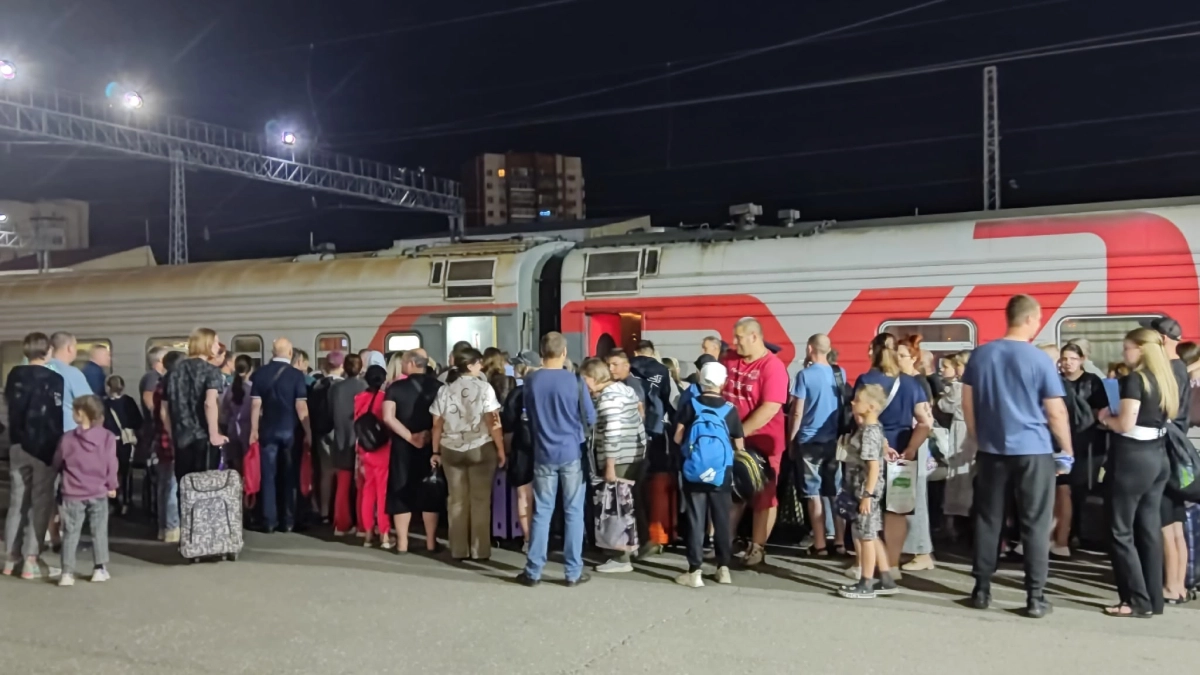 Будем ездить в 2 раза дешевле: РЖД ввело 50% скидки на билет - две категории пассажиров попали в списки