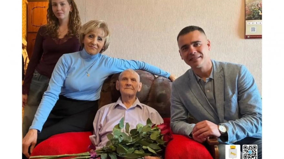 Почетный гражданин Шадринска Николай Юровских отметил 100-летие