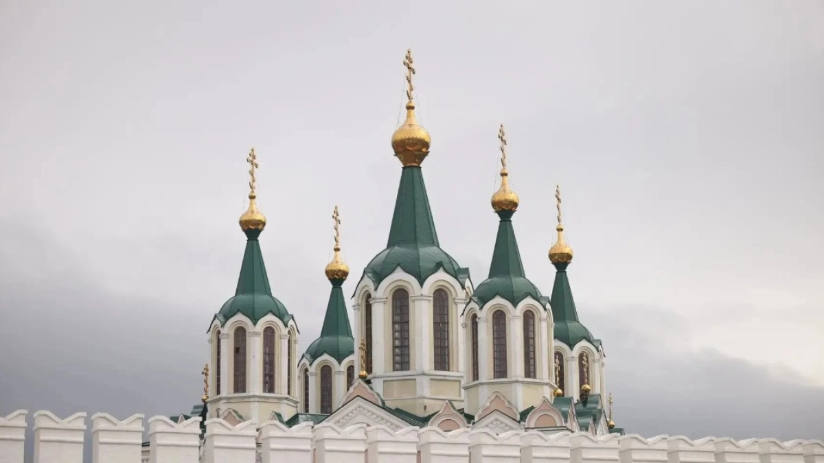 В Далматовском монастыре подходят к концу работы по восстановлению стен
