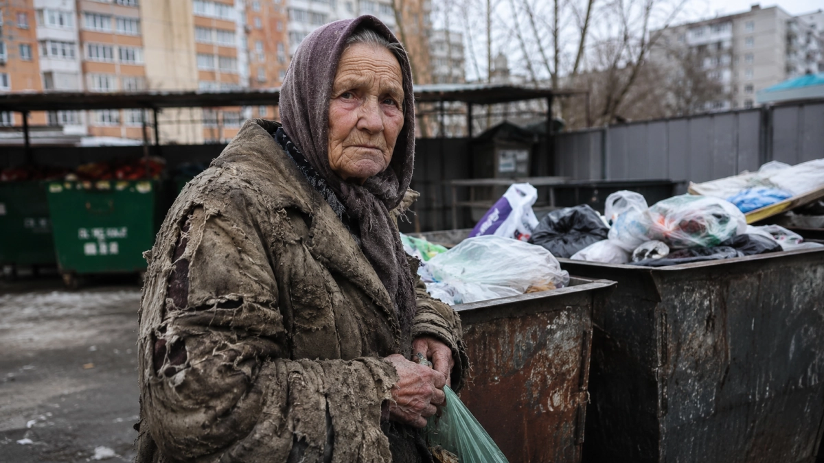 11 вещей, которые лучше не носить после 60 лет — они старят на 10 лет