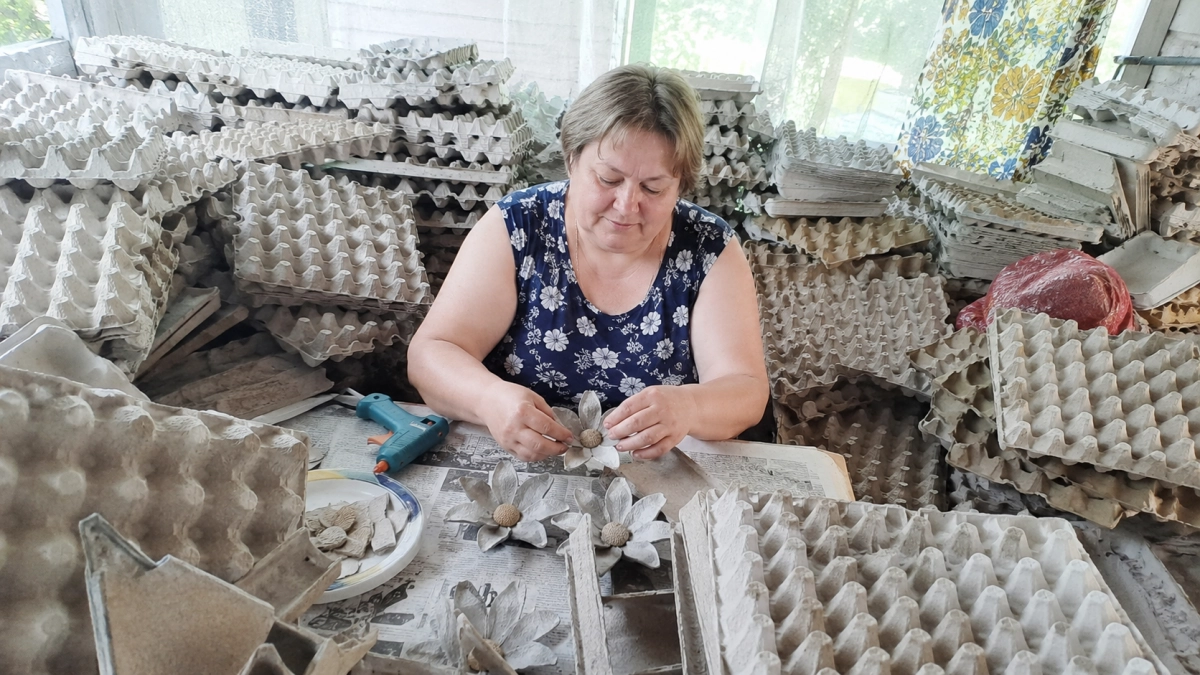 Пластмассовые лотки от яиц — подарок для хозяйки, картонные — вообще сокровище: 10 идей для их применения в быту и на даче