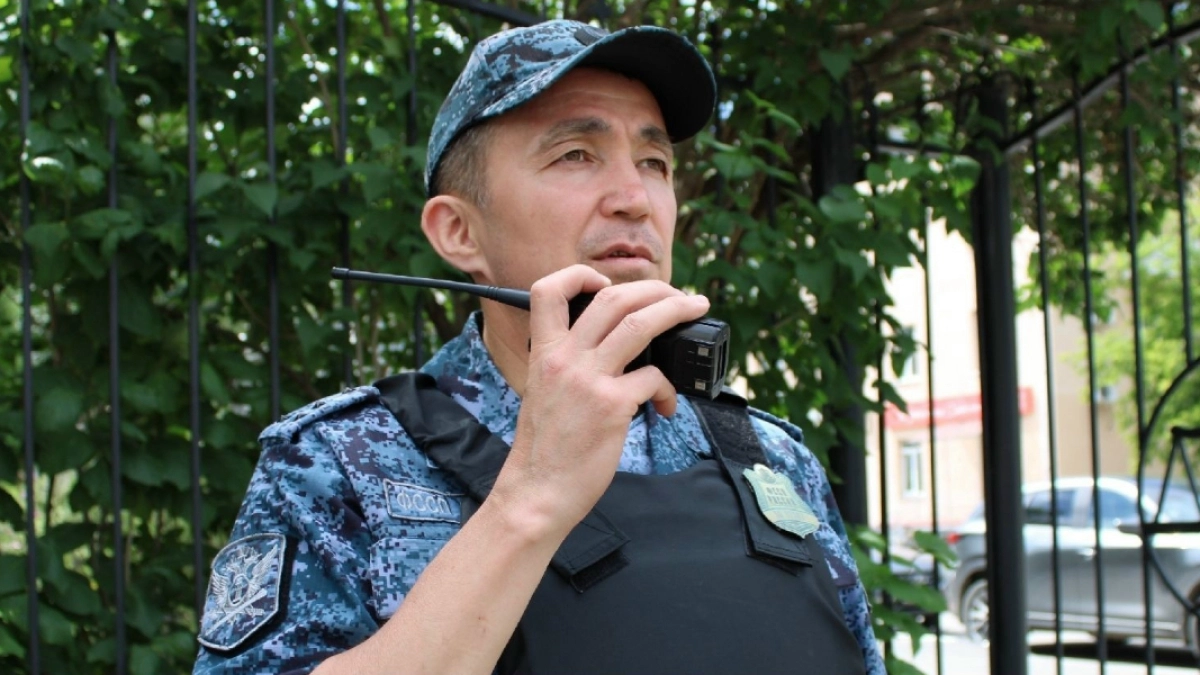 Курганец, пытавшийся сбежать от своих родительских обязанностей, оплатил крупный долг по алиментам