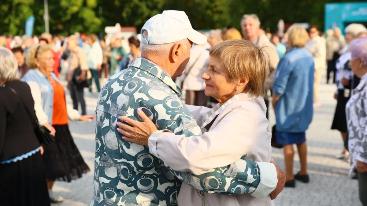 Жить по-новому: «Новые люди» вдохновляют курганцев «серебряного» возраста 