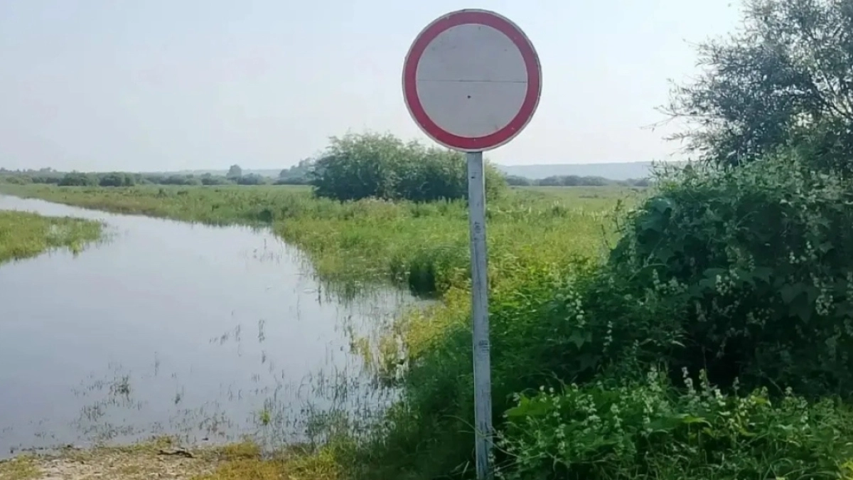 В двух районах Курганской области ввели запрет транспортного движения из-за подтоплений