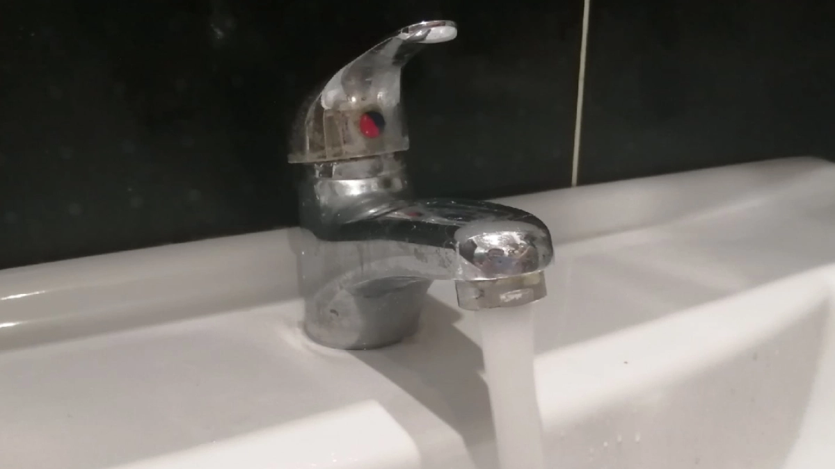 В Кургане продолжается проверка качества воды в двух детских садах и больнице