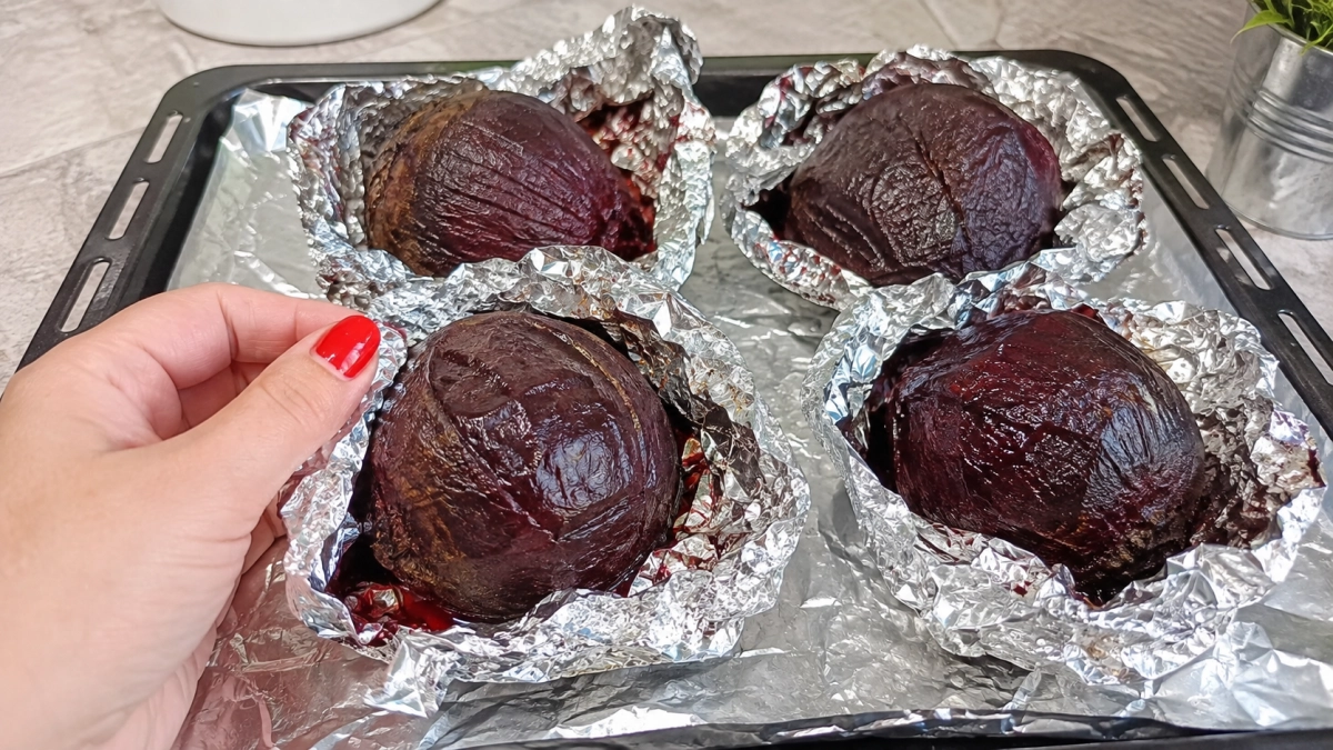 Свеклу на салаты больше не варю: друг повар научил готовить свеклу вкуснее и проще, как они у себя в ресторане делают