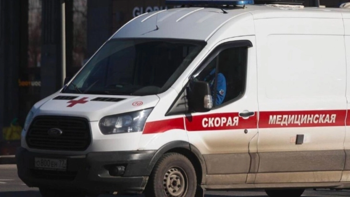 В Шатрово мужчина пригрозил убийством медикам, приехавшим помочь его сожительнице