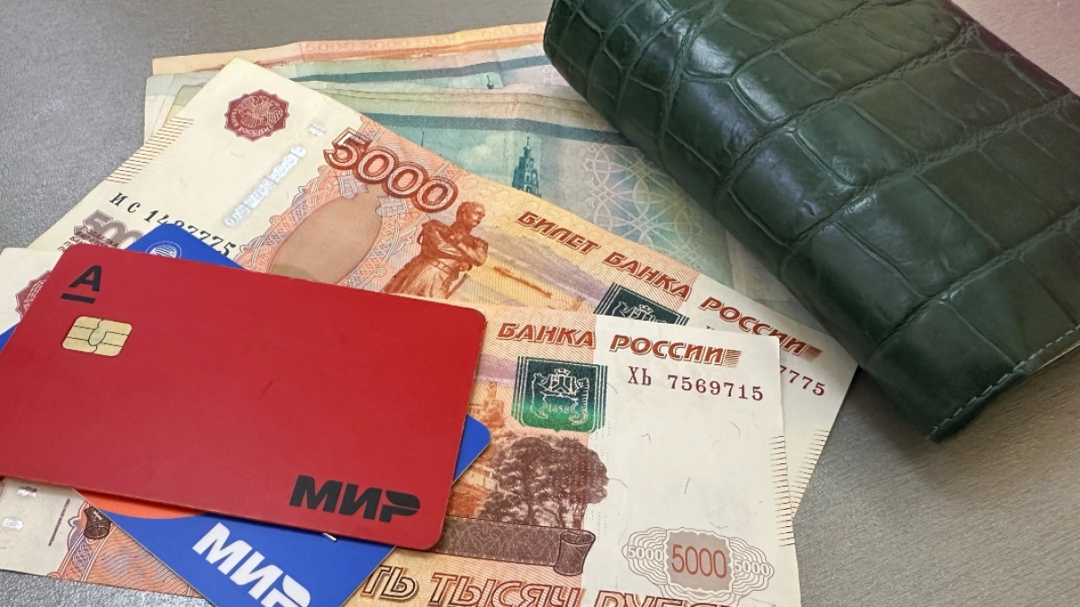 19-летний курганец, думая, что оказывает помощь, стал жертвой мошенников